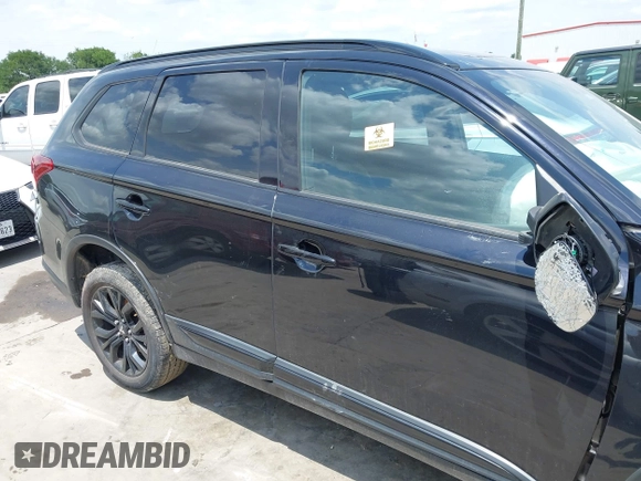 2018 Mitsubishi Outlander SE with VIN JA4AD3A35JZ067008, listed as a IAAI auction lot 42225954 with 102,951 mi miles and . Bid and sale history available at DreamBid. Image 12.