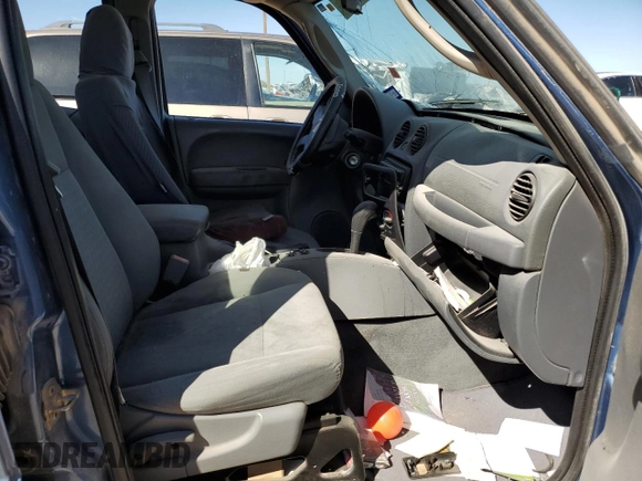 2005 Jeep Liberty Sport with VIN 1J4GK48K55W506055, listed as a Copart auction lot 76595204 with 0 mi miles and Salvage Title. Bid and sale history available at carsss.com. Image 7.