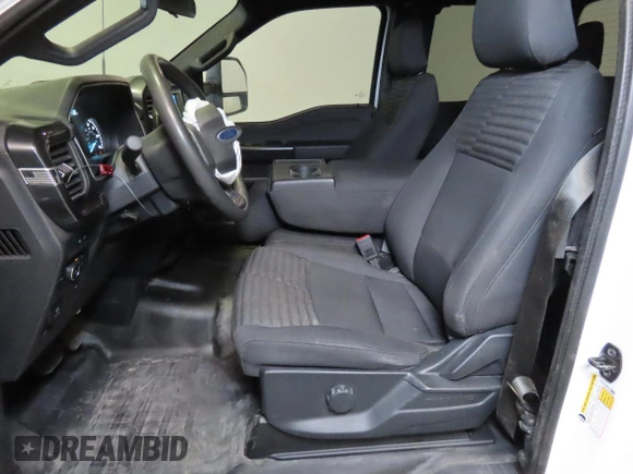 2022 Ford F-150 XL with VIN 1FTEX1EP0NKF28078, listed as a Copart auction lot 61075785 with 60,686 mi miles and Salvage title. Bid and sale history available at DreamBid. Image 9.