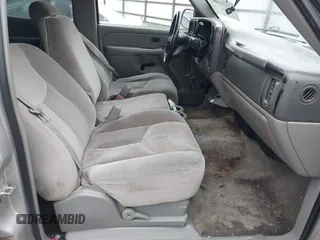 2005 GMC Yukon SLE with VIN 1GKEC13V25R125616, listed as a IAAI auction lot 41472406 with 1 mi miles. Bid and sale history available at carsss.com. Image 5.