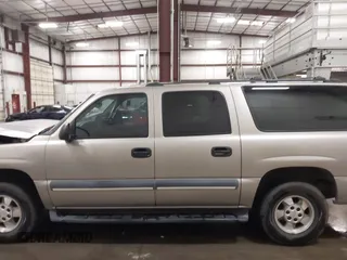 2003 Chevrolet Suburban LS with VIN 3GNFK16ZX3G209916, listed as a IAAI auction lot 42632723 with 188,209 mi miles and . Bid and sale history available at DreamBid. Image 15.