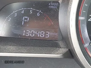 2015 Mazda 3 i Touring z VIN 3MZBM1V73FM144587, wystawiony jako IAAI lot #42422701 z przebiegiem 130 483 mil mil oraz . Historia ofert i sprzedaży dostępna na DreamBid. Obrazek 16.