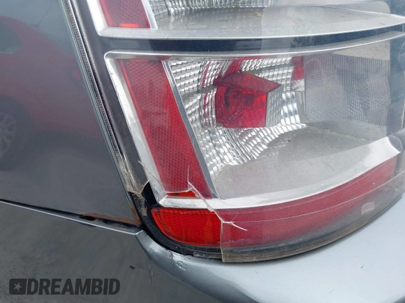 2005 Toyota Prius with VIN JTDKB20UX53104972, listed as a IAAI auction lot 42233026 with 228,920 mi miles and . Bid and sale history available at DreamBid. Image 6.