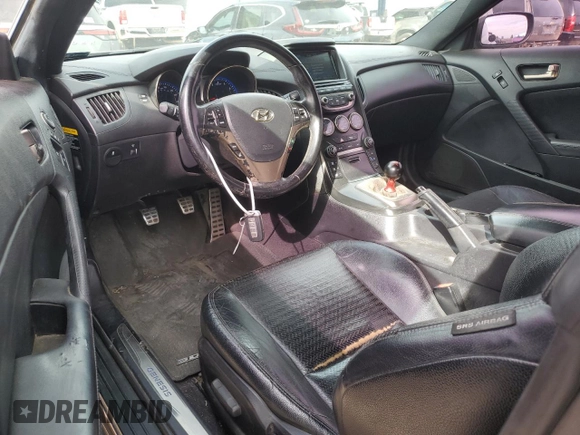 2013 Hyundai Genesis Coupe R-Spec with VIN KMHHU6KJXDU100309, listed as a Copart auction lot 49429355 with 163,605 mi miles and Salvage title. Bid and sale history available at DreamBid. Image 8.