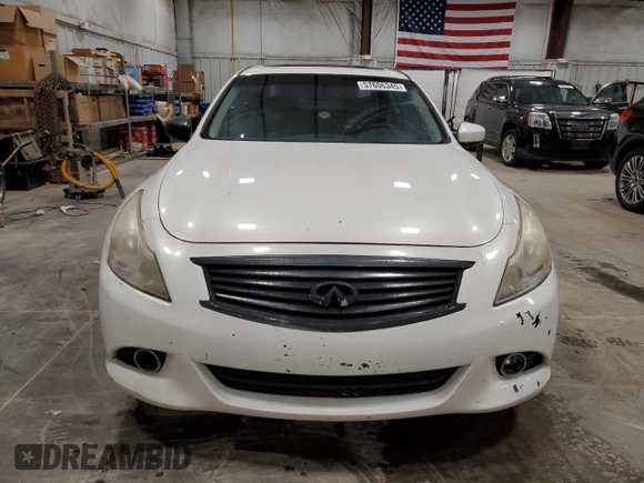 2011 Infiniti G37 x Sport Appearance Edition z VIN JN1CV6AR5BM405705, wystawiony jako Copart lot #57606345 z przebiegiem 217 209 mil mil oraz Tytuł czysty. Historia ofert i sprzedaży dostępna na DreamBid. Obrazek 5.