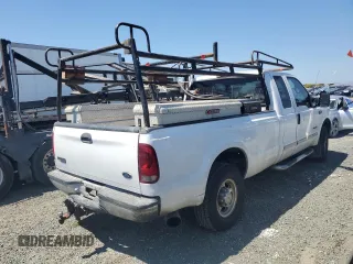 2002 Ford F-250 XL z VIN 1FTNX21F42EC44207, wystawiony jako Copart lot #60615915 z przebiegiem 320 609 mil mil oraz Szkoda całkowita • Salvage title. Historia ofert i sprzedaży dostępna na DreamBid. Obrazek 3.