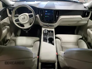 2022 Volvo XC60 Inscription z VIN YV4062RL1N1986970, wystawiony jako Copart lot #47818515 z przebiegiem 44 608 mil mil oraz Szkoda całkowita • Salvage title. Historia ofert i sprzedaży dostępna na DreamBid. Obrazek 8.