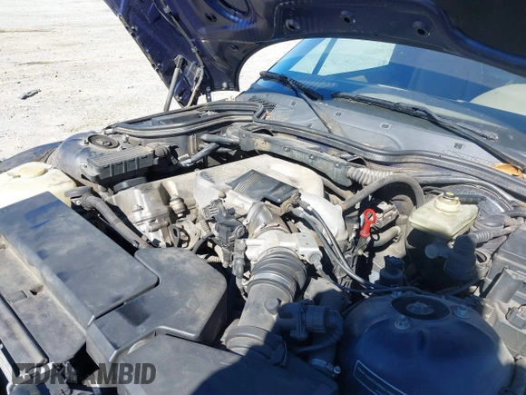 1998 BMW 3 Series 1.9L with VIN 4USCH7338WLE09565, listed as a IAAI auction lot 41622251 with 187,106 mi miles. Bid and sale history available at carsss.com. Image 10.