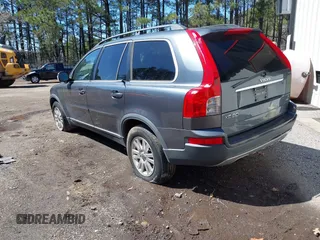 2008 Volvo XC90 I6 with VIN YV4CZ982981477753, listed as a IAAI auction lot 41848025 with 202,469 mi miles. Bid and sale history available at carsss.com. Image 3.