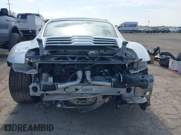 2016 Porsche 911 Turbo with VIN WP0AD2A97GS166077, listed as a IAAI auction lot 41568972 with 26,064 mi miles. Bid and sale history available at carsss.com. Image 17.