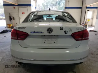 2015 Volkswagen Passat SE with VIN 1VWBS7A36FC005034, listed as a Copart auction lot 47081545 with 147,810 mi miles and Salvage title. Bid and sale history available at DreamBid. Image 6.