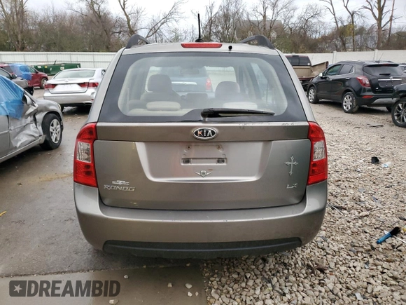 2010 Kia Rondo LX with VIN KNAHG8C80A7300724, listed as a Copart auction lot 78953124 with 136,143 mi miles and Clean Title. Bid and sale history available at carsss.com. Image 6.