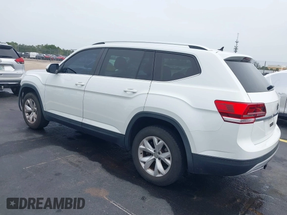 2018 Volkswagen Atlas S z VIN 1V2AP2CA7JC599090, wystawiony jako IAAI lot #42419230 z przebiegiem 81 176 mil mil oraz . Historia ofert i sprzedaży dostępna na DreamBid. Obrazek 3.