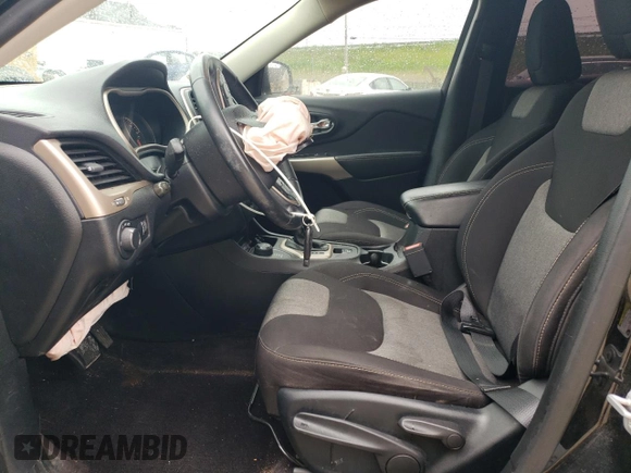 2017 Jeep Cherokee Altitude with VIN 1C4PJMAS8HW632630, listed as a Copart auction lot 59109645 with 67,052 mi miles and Salvage title. Bid and sale history available at DreamBid. Image 7.