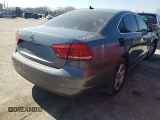 2012 Volkswagen Passat SE with VIN 1VWBP7A32CC012561, listed as a Copart auction lot 52325914 with 0 mi miles and Non Repairable. Bid and sale history available at carsss.com. Image 4.