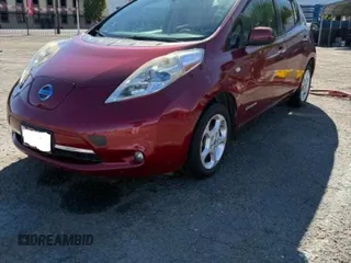 2011 Nissan LEAF SL-e with VIN JN1AZ0CP4BT000865, listed as a Copart auction lot 76585824 with 83,101 mi miles and Clean Title. Bid and sale history available at carsss.com. Image 2.