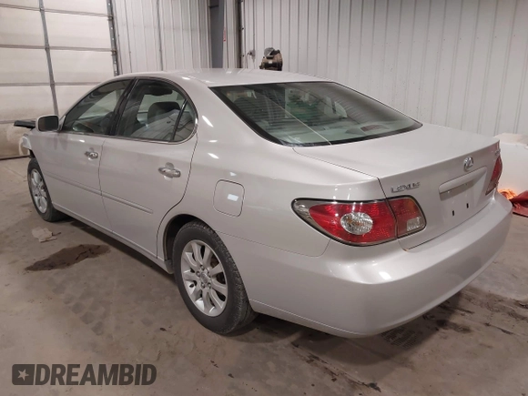 2003 Lexus ES 300 with VIN JTHBF30G530105903, listed as a IAAI auction lot 40929719 with 192,109 mi miles and . Bid and sale history available at DreamBid. Image 3.