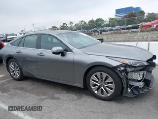 2023 Toyota Mirai XLE с VIN JTDAAAAA1PA009972, выставлен на аукционе IAAI как лот 42370902 с пробегом 17 370 миль миль и . История ставок и продаж доступна на DreamBid. Изображение 14.