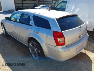 2008 Dodge Magnum with VIN 2D4FV47TX8H178219, listed as a IAAI auction lot 41851976 with 173,123 mi miles and . Bid and sale history available at carsss.com. Image 6.