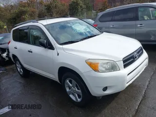 2008 Toyota RAV4 with VIN JTMBD33V186064692, listed as a IAAI auction lot 41817991 with 213,158 mi miles. Bid and sale history available at carsss.com. Image 1.