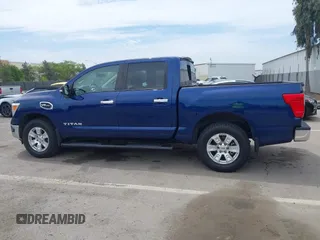 2017 Nissan Titan SV z VIN 1N6AA1EJ1HN535598, wystawiony jako IAAI lot #42237925 z przebiegiem 49 425 mil mil oraz . Historia ofert i sprzedaży dostępna na DreamBid. Obrazek 14.