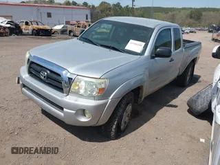 2007 Toyota Tacoma PreRunner with VIN 5TETU62N67Z427352, listed as a IAAI auction lot 41900208 with 167,616 mi miles. Bid and sale history available at carsss.com. Image 17.
