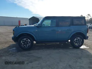 2022 Ford Bronco z VIN 1FMDE5DH0NLB77892, wystawiony jako IAAI lot #41466172 z przebiegiem 38 709 mil mil oraz . Historia ofert i sprzedaży dostępna na DreamBid. Obrazek 14.