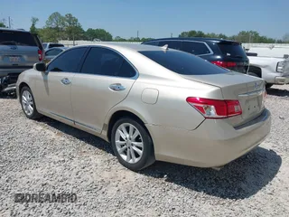 2011 Lexus ES with VIN JTHBK1EG5B2462123, listed as a IAAI auction lot 42031450 with 135,652 mi miles. Bid and sale history available at carsss.com. Image 3.