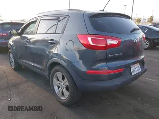 2013 Kia Sportage LX with VIN KNDPB3A24D7478526, listed as a IAAI auction lot 41943076 with 106,109 mi miles and . Bid and sale history available at carsss.com. Image 3.