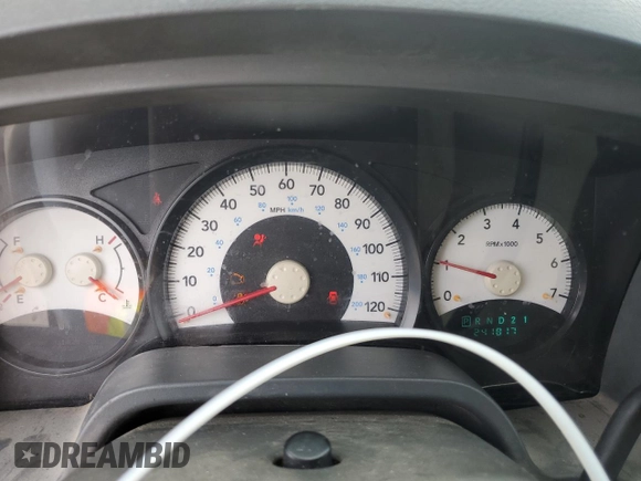 2005 Dodge Dakota ST with VIN 1D7HW22K15S177654, listed as a Copart auction lot 61034605 with 241,817 mi miles and Salvage title. Bid and sale history available at DreamBid. Image 9.