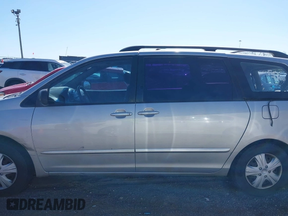 2006 Toyota Sienna CE with VIN 5TDZA23C36S419262, listed as a IAAI auction lot 42042520 with 202,686 mi miles. Bid and sale history available at carsss.com. Image 14.