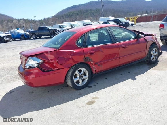 2001 Ford Taurus SES with VIN 1FAFP55U81A270724, listed as a IAAI auction lot 41898500 with 142,587 mi miles. Bid and sale history available at carsss.com. Image 4.