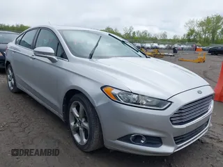 2013 Ford Fusion SE with VIN 3FA6P0HR5DR199082, listed as a IAAI auction lot 42191538 with 142,527 mi miles and . Bid and sale history available at DreamBid. Image 1.