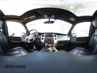 2010 Ford Expedition Limited с VIN 1FMJU2A59AEB52440, выставлен на аукционе IAAI как лот 42118480 с пробегом 155 858 миль миль и . История ставок и продаж доступна на DreamBid. Изображение 19.