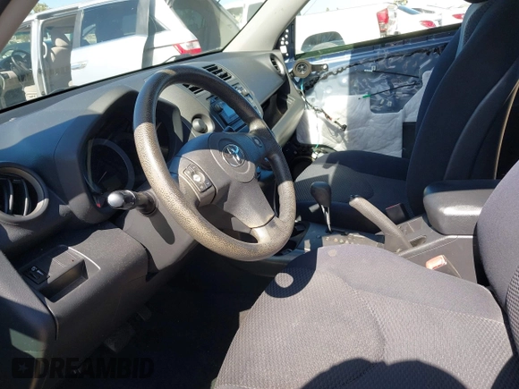 2012 Toyota RAV4 Sport z VIN 2T3WF4DVXCW137159, wystawiony jako IAAI lot #42508298 z przebiegiem 71 832 mil mil oraz . Historia ofert i sprzedaży dostępna na DreamBid. Obrazek 5.