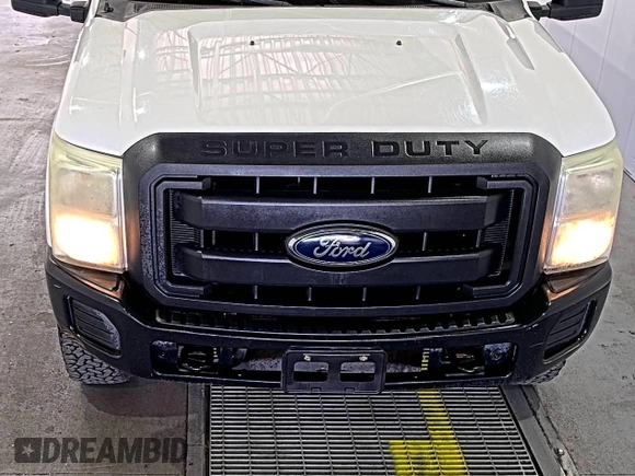 2013 Ford F-250 XL with VIN 1FT7X2B65DEB05150, listed as a IAAI auction lot 42832842 with 271,344 mi miles and . Bid and sale history available at DreamBid. Image 15.