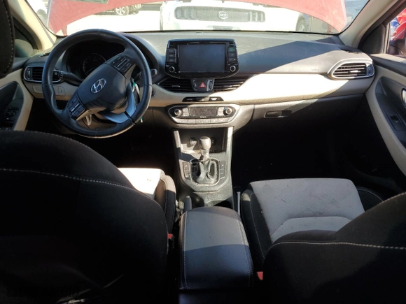 2018 Hyundai Elantra GT with VIN KMHH35LE8JU027290, listed as a Copart auction lot 47140625 with 35,093 mi miles and Clean Title. Bid and sale history available at carsss.com. Image 8.