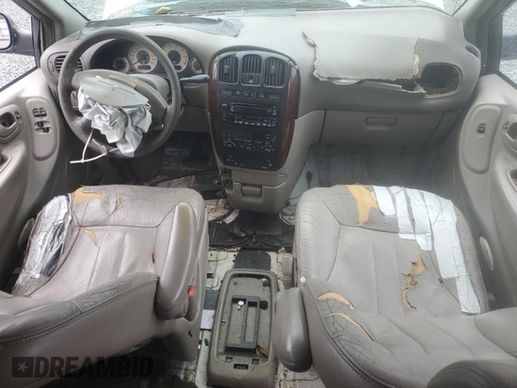 2002 Chrysler Town & Country LXi with VIN 2C4GP54L82R731733, listed as a Copart auction lot 82974104 with 0 mi miles and Salvage Title. Bid and sale history available at carsss.com. Image 8.