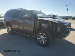 2014 GMC Yukon Denali z VIN 1GKS1EEF6ER229144, wystawiony jako Copart lot #85654154 z przebiegiem Nie podano mil oraz Szkoda całkowita • Salvage title. Historia ofert i sprzedaży dostępna na DreamBid. Obrazek 4.