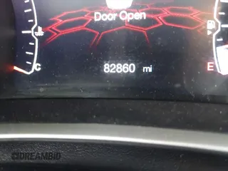 2019 Jeep Compass Limited с VIN 3C4NJDCBXKT647860, выставлен на аукционе IAAI как лот 42165719 с пробегом 82 860 миль миль и . История ставок и продаж доступна на DreamBid. Изображение 15.