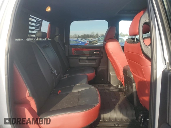 2016 Ram 1500 Rebel z VIN 1C6RR7YT3GS385998, wystawiony jako Copart lot #88633265 z przebiegiem 133 802 mil mil oraz Szkody całkowita. Historia ofert i sprzedaży dostępna na DreamBid. Obrazek 10.