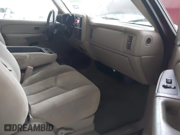 2005 Chevrolet Silverado 1500 LS with VIN 2GCEC19T551335430, listed as a IAAI auction lot 42195780 with 216,197 mi miles and . Bid and sale history available at DreamBid. Image 5.