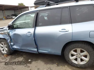 2008 Toyota Highlander z VIN JTEES41AX82065089, wystawiony jako IAAI lot #41156447 z przebiegiem 258 864 mil mil oraz . Historia ofert i sprzedaży dostępna na DreamBid. Obrazek 14.