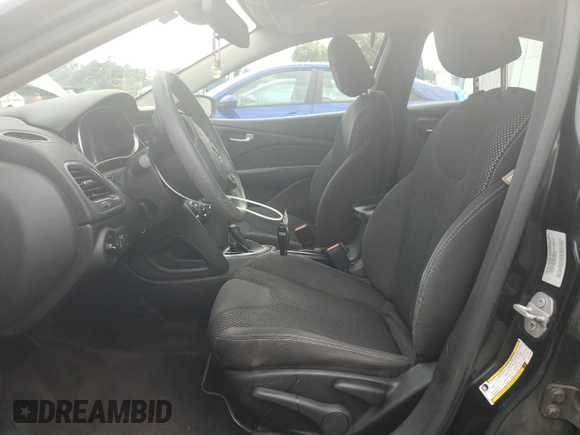 2015 Dodge Dart SXT z VIN 1C3CDFBB6FD129160, wystawiony jako Copart lot #59481225 z przebiegiem 155 170 mil mil oraz Szkoda całkowita • Salvage title. Historia ofert i sprzedaży dostępna na DreamBid. Obrazek 7.
