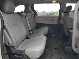 2022 Toyota Sienna XLE with VIN 5TDYRKEC5NS123868, listed as a Copart auction lot 50550835 with 37,350 mi miles and Salvage Title. Bid and sale history available at DreamBid. Image 11.