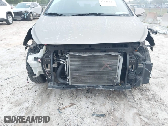 2014 Hyundai Accent SE with VIN KMHCU5AE0EU169214, listed as a IAAI auction lot 41925749 with 119,544 mi miles. Bid and sale history available at carsss.com. Image 6.