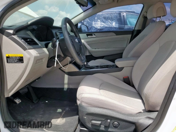 2015 Hyundai Sonata SE z VIN 5NPE24AF0FH004426, wystawiony jako Copart lot #57031915 z przebiegiem 73 493 mil mil oraz Szkoda całkowita • Salvage title. Historia ofert i sprzedaży dostępna na DreamBid. Obrazek 7.