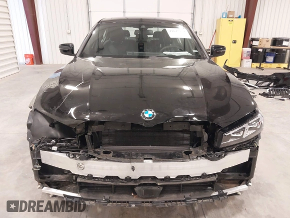 2025 BMW 3 Series 330i xDrive with VIN 3MW89CW03S8F07417, listed as a IAAI auction lot 41645759 with 1,345 mi miles. Bid and sale history available at carsss.com. Image 13.