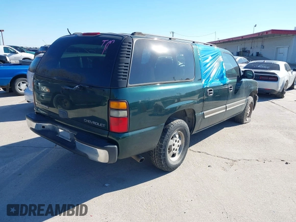 2004 Chevrolet Suburban LS with VIN 3GNEC16Z24G316520, listed as a IAAI auction lot 41331382 with 224,006 mi miles. Bid and sale history available at carsss.com. Image 4.
