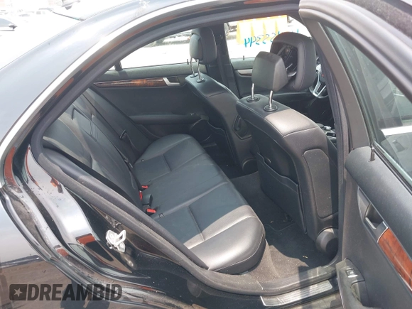 2013 Mercedes-Benz C 300 Sport with VIN WDDGF8AB9DA792571, listed as a IAAI auction lot 42455344 with 122,238 mi miles and . Bid and sale history available at DreamBid. Image 8.